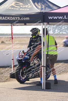 media/Nov-03-2025-Lets Ride (Mon) [[4d74c1c4d3]]/A Group/Grid/